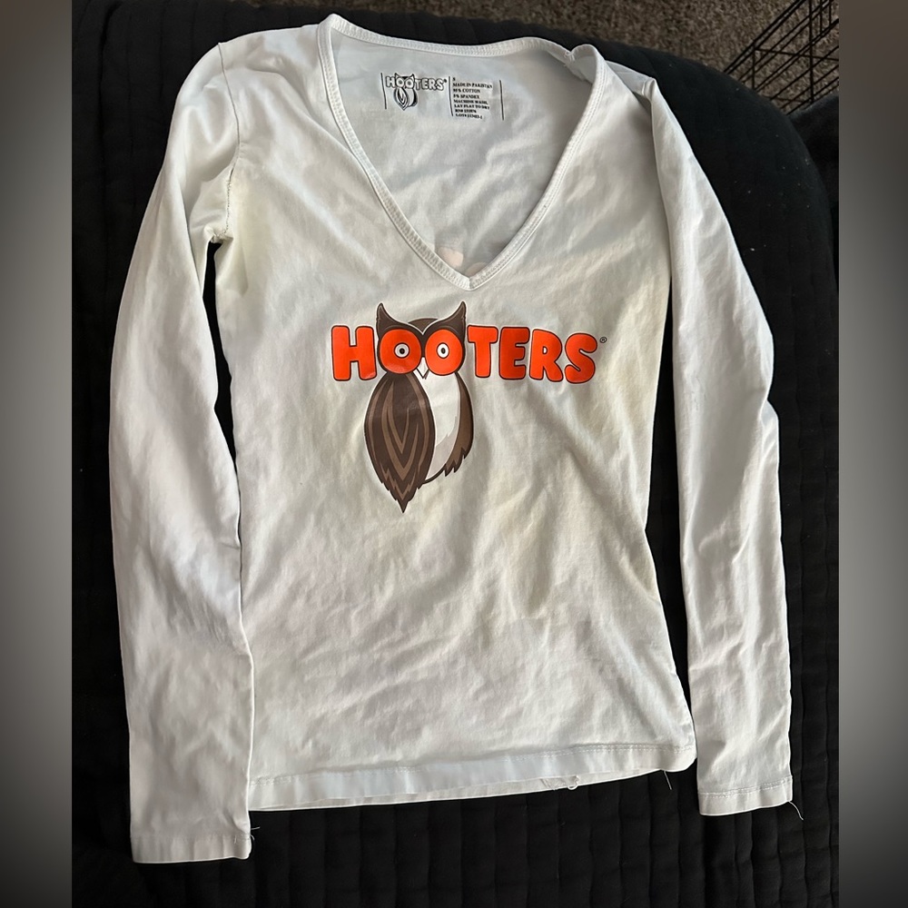 Hooters girl uniform